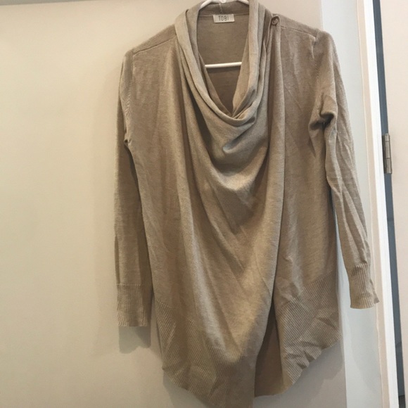 Tobi 3/4 sleeve Cardigan - Picture 2 of 5